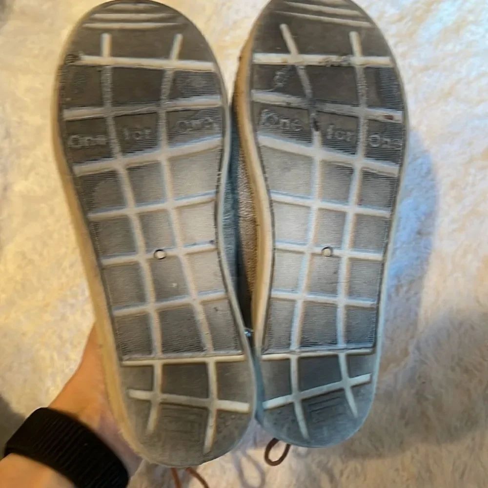 Kids toms size 2 - Picture 5 of 6